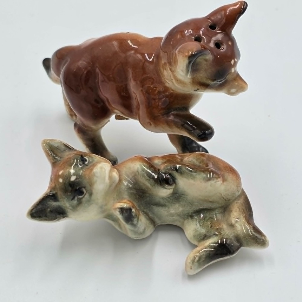 Red Fox Pair Salt & Pepper Shakers Japan Ceramic Hand Painted Cork MCM Vintage